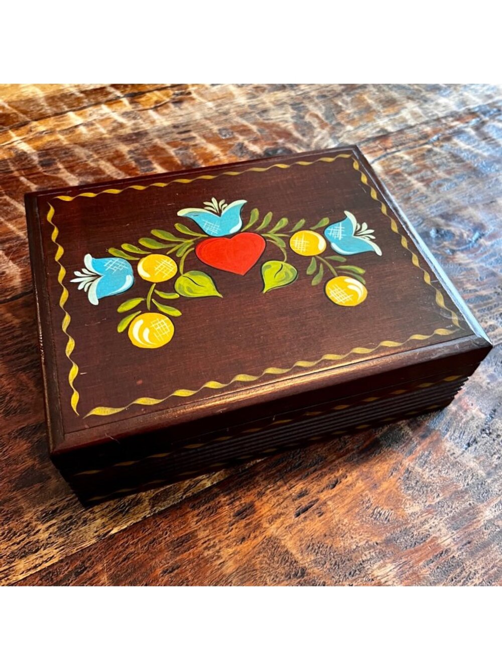 Sweet Vintage Wooden Tole Painted Box 9x7x3